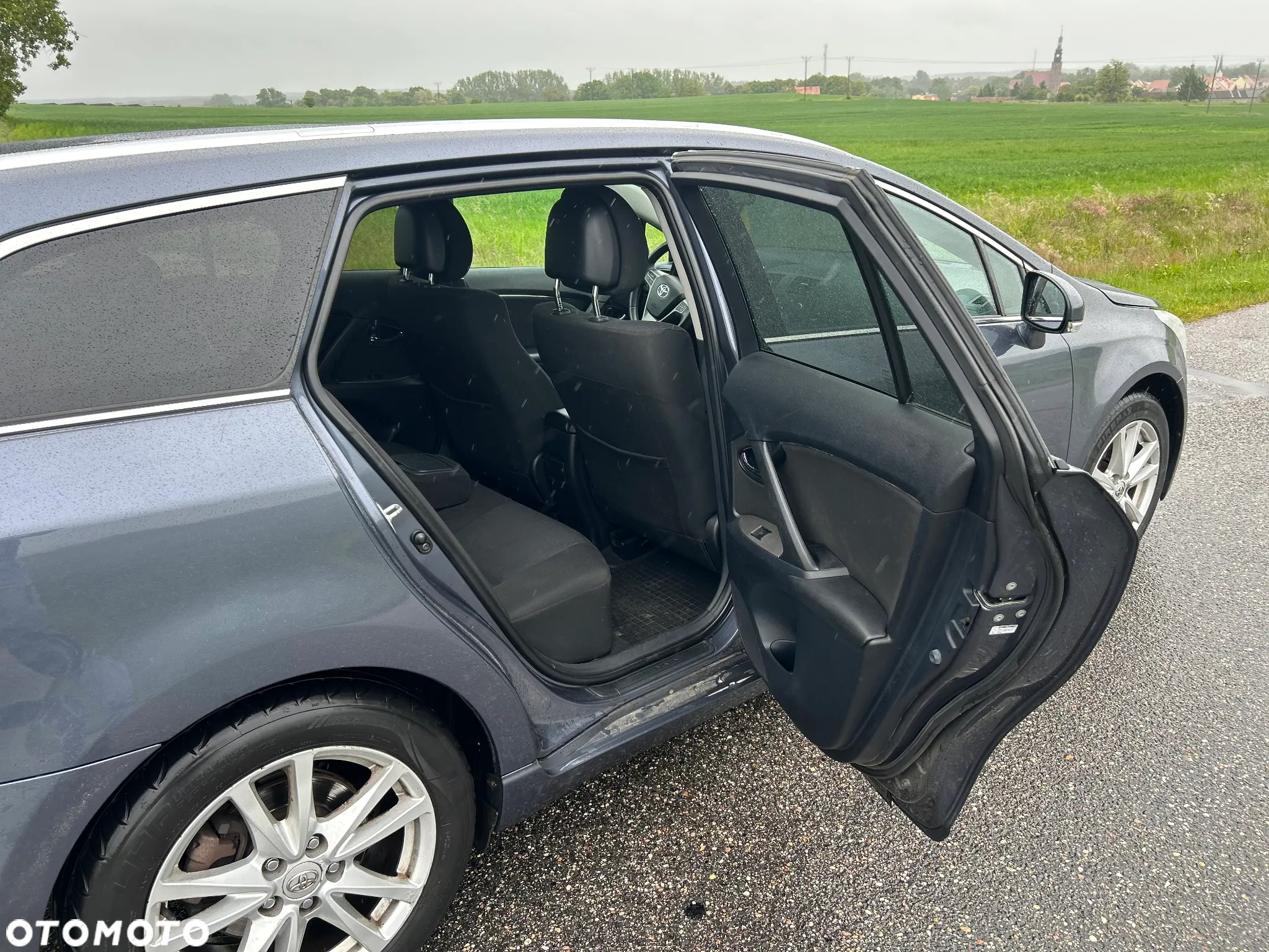 Toyota Avensis 2.0 D-4D Combi Sol - 14