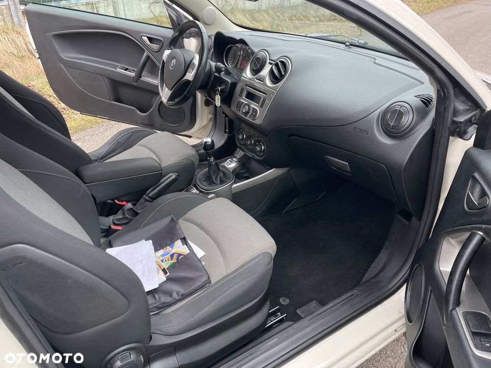 Alfa Romeo Mito 1.4 Distinctive - 14