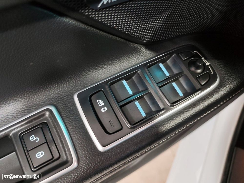 Jaguar XF 20d AWD Aut. R-Sport - 32