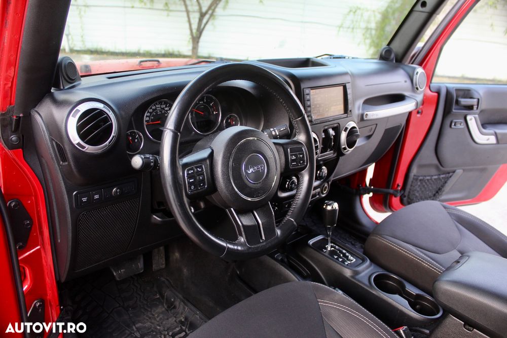 Jeep Wrangler 2.8 CRD AT Rubicon - 16