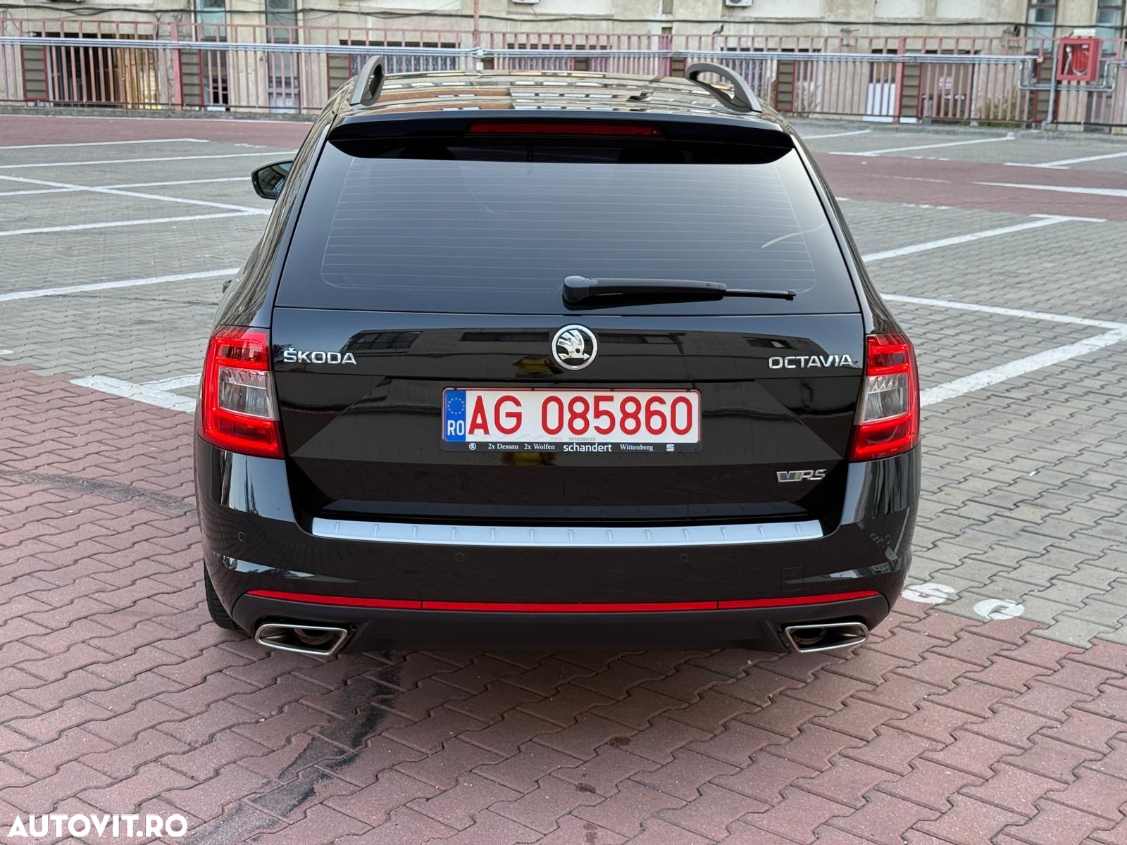 Skoda Octavia 2.0 TSI (Green tec) RS - 16