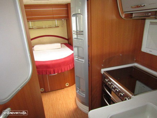 McLouis Tandy 672 Cama central - 48