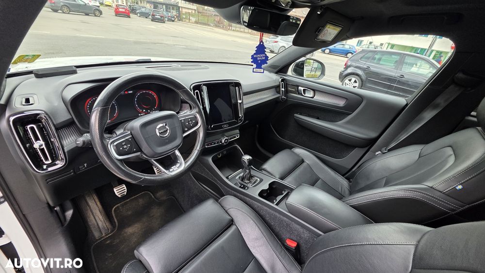 Volvo XC 40 T3 - 29
