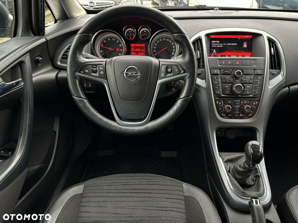 Opel Astra 1.4 Turbo Innovation - 29