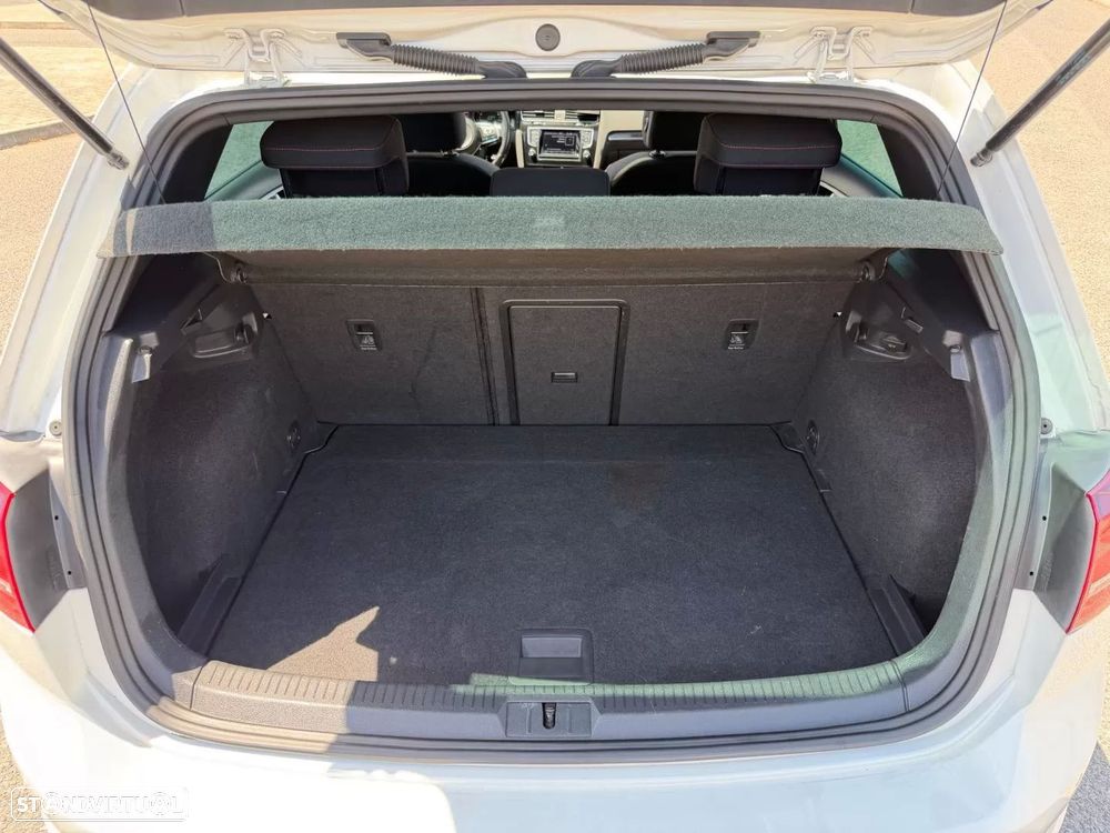 VW Golf 2.0 TSi GTi DSG Performance - 44