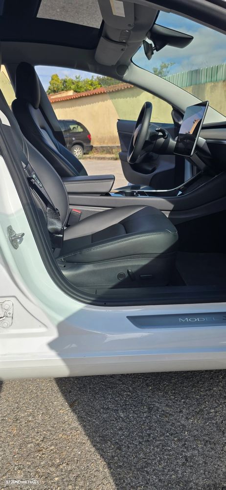 Tesla Model 3 Standard Range Plus RWD - 11
