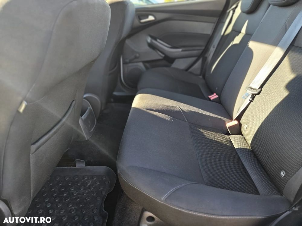 Ford Focus 1.0 EcoBoost Trend - 22