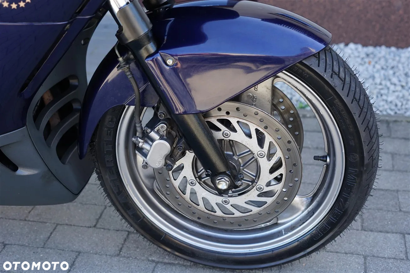 Honda ST - 13