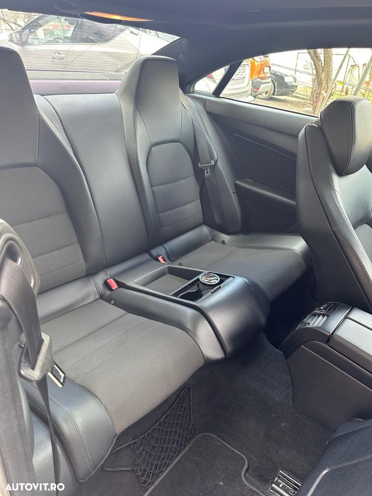 Mercedes-Benz E - 25