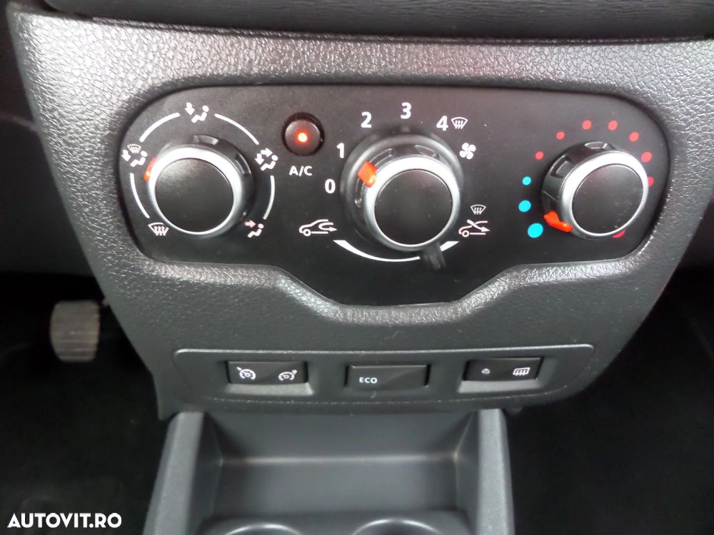 Dacia Dokker dCi 90 Stepway Celebration - 35