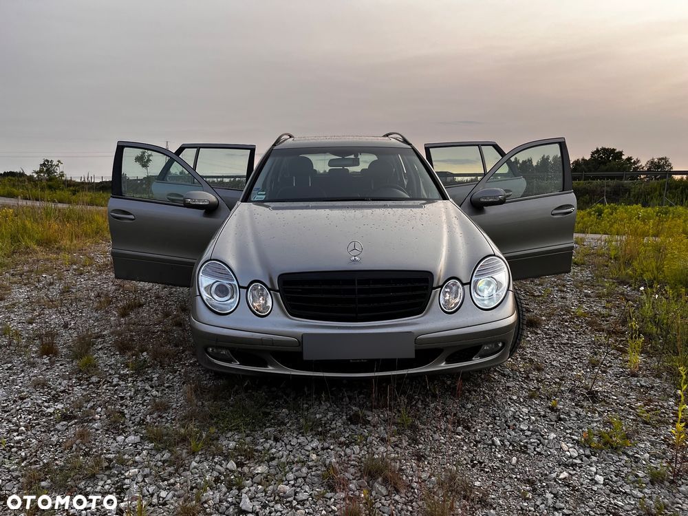 Mercedes-Benz Klasa E 200 T Kompressor Automatik Classic - 1
