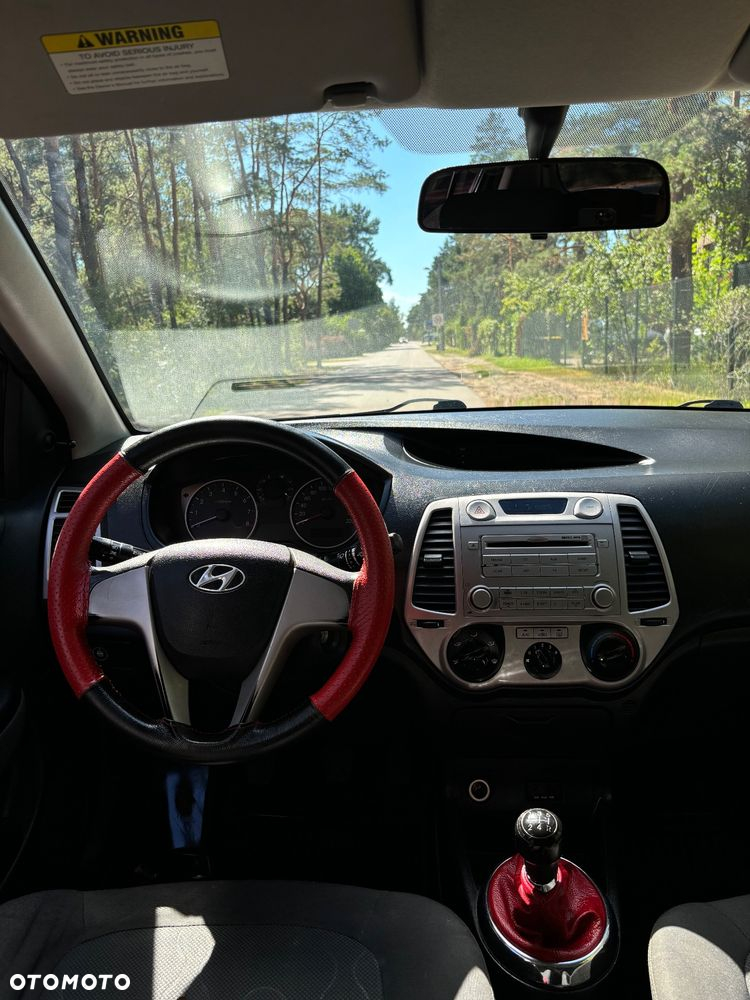 Hyundai i20 - 17