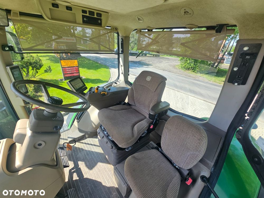 John Deere 8245R - 7