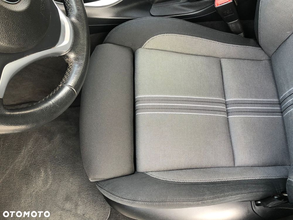 BMW X1 xDrive20d - 26