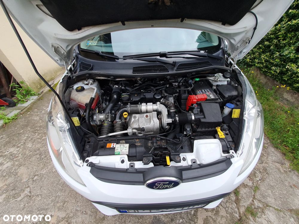 Ford Fiesta 1.6 TDCi DPF Sport - 13