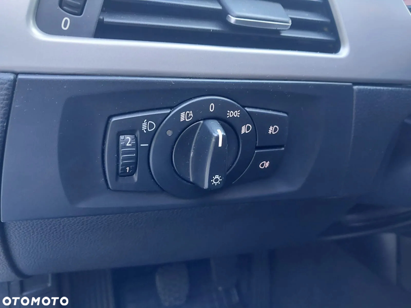 BMW Seria 3 318i - 26
