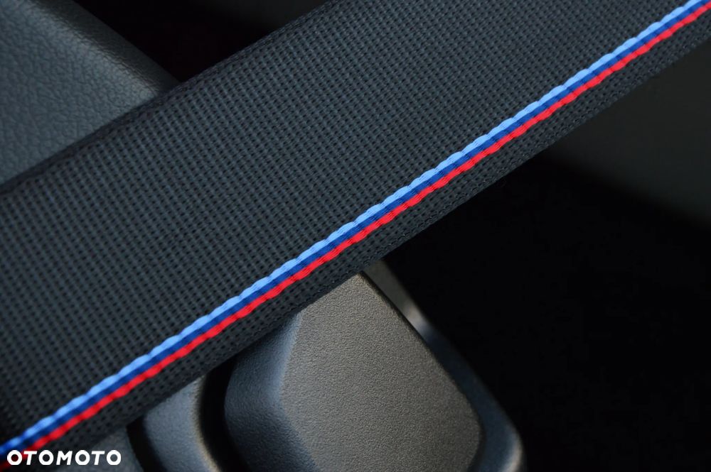BMW M4 Competition M xDrive sport - 21