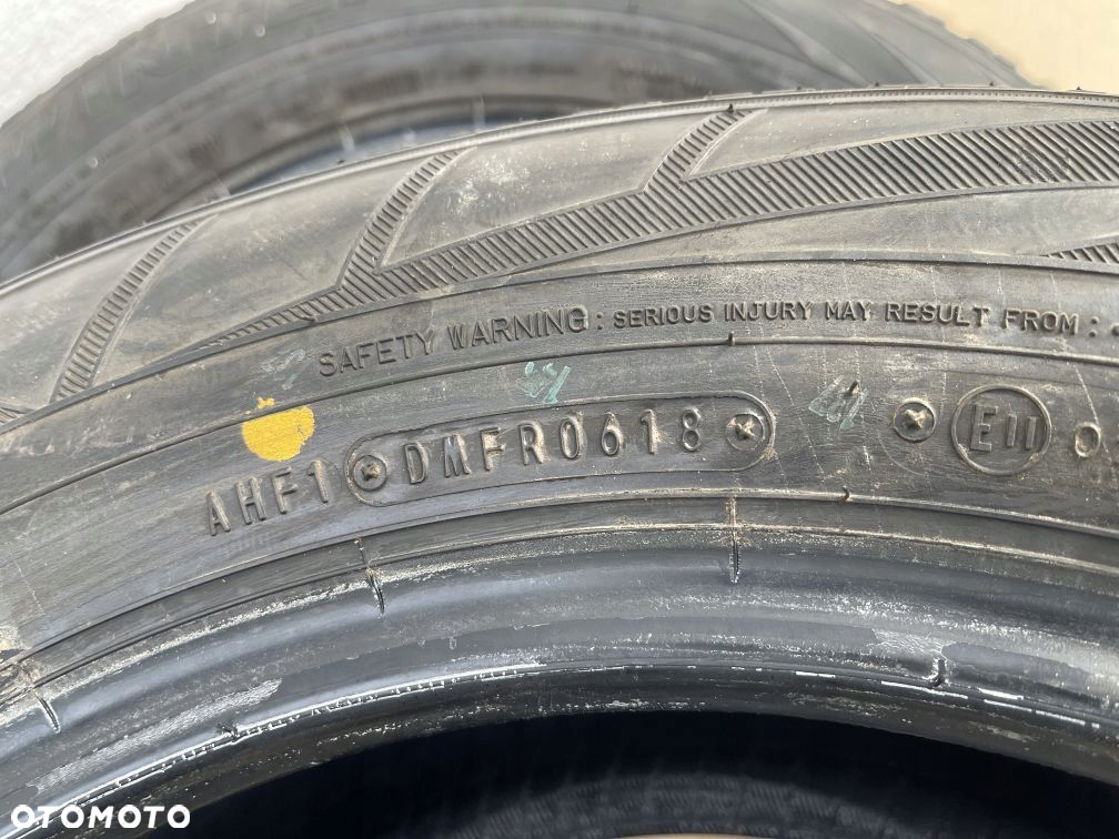 OPONY 215/60/16 99H FALKEN EUROWINTER HS01 - 7