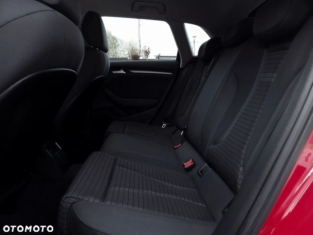 Audi A3 Sportback 1.4 TFSI cylinder on demand ultra S line Sportpaket - 19