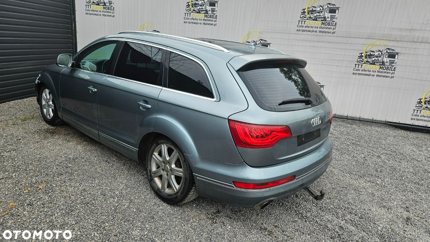 Audi Q7 - 19