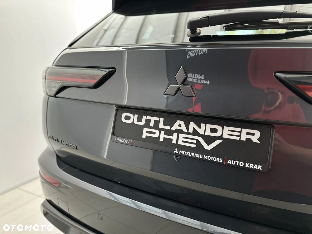 Mitsubishi Outlander Black Edition - 7