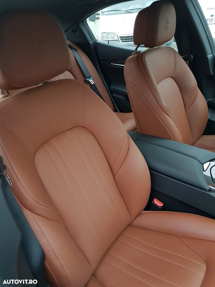 Maserati Ghibli - 30