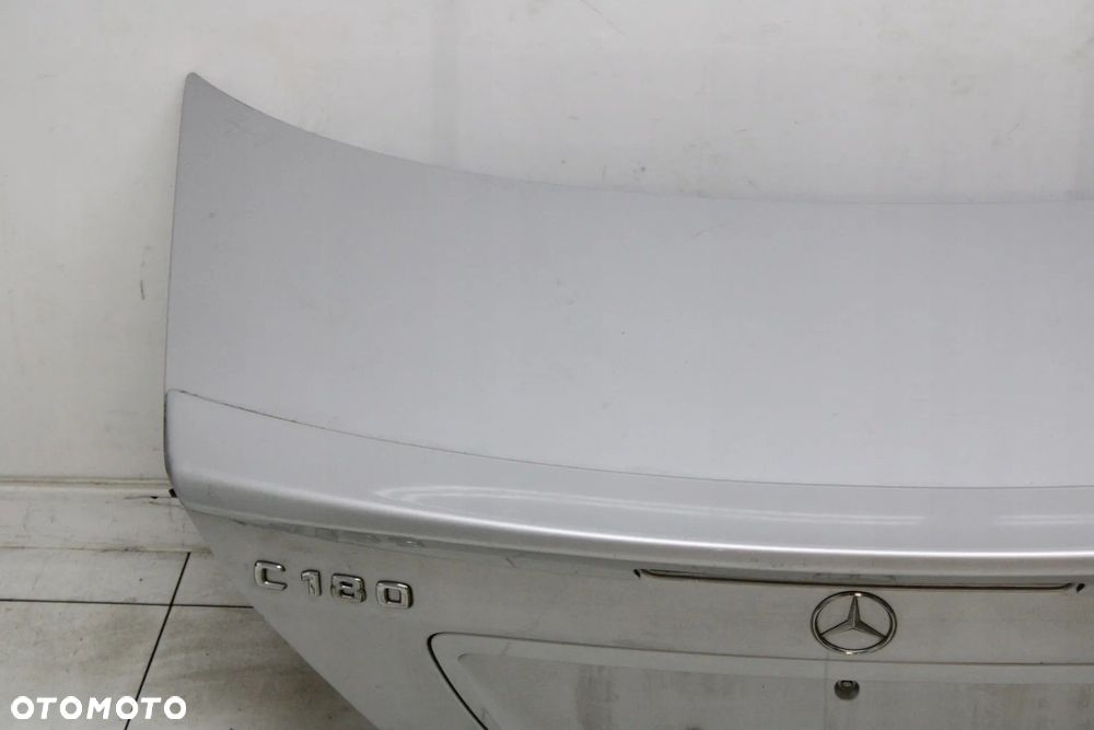 MERCEDES C W203 2000R- SEDAN KLAPA POKRYWA BAGAŻNIKA + LOTKA AMG 775 - 2