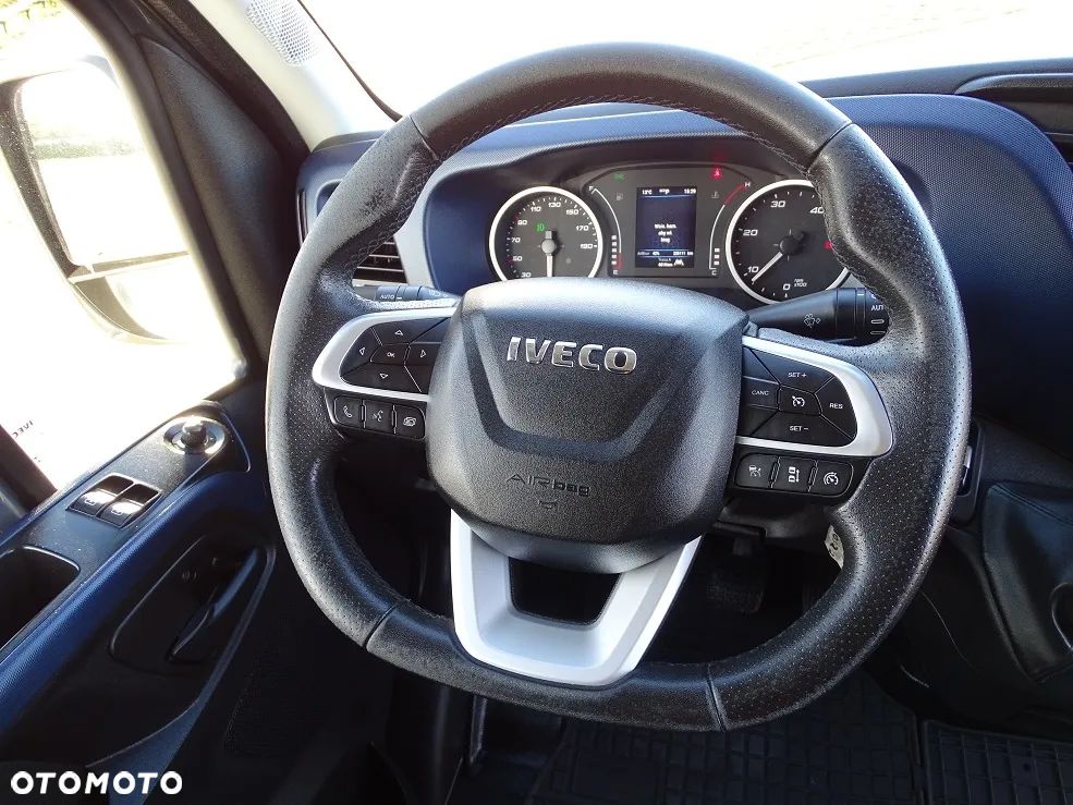 Iveco Daily 35C18 3.0 180 L4H2 Hi-MATIC FULL LED Brygadówka DOKA 5 Osób JAK NOWY!! - 23