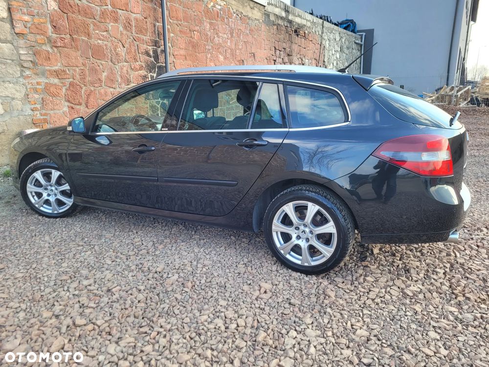 Renault Laguna dCi 150 FAP Start-Stop GT - 16
