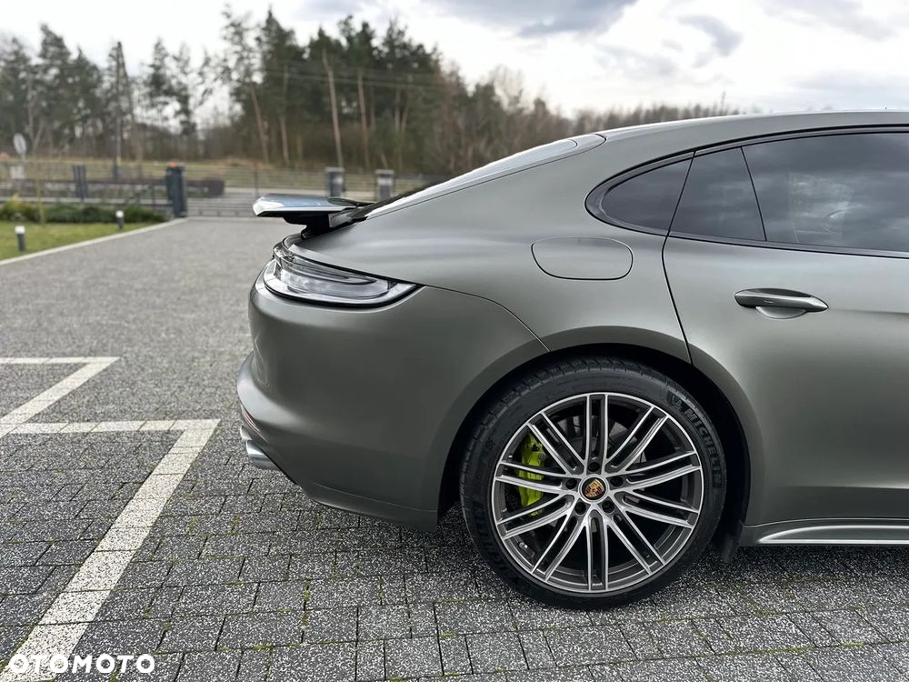 Porsche Panamera 4 E-Hybrid Platinum Edition - 6