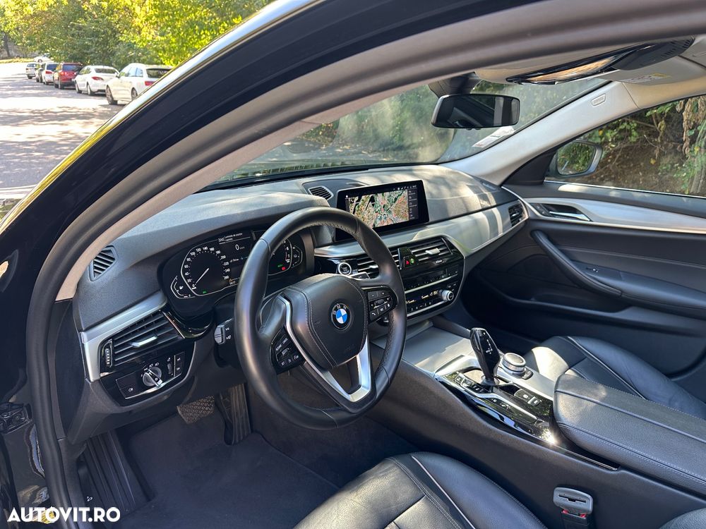 BMW Seria 5 530e Aut. Luxury Line - 21