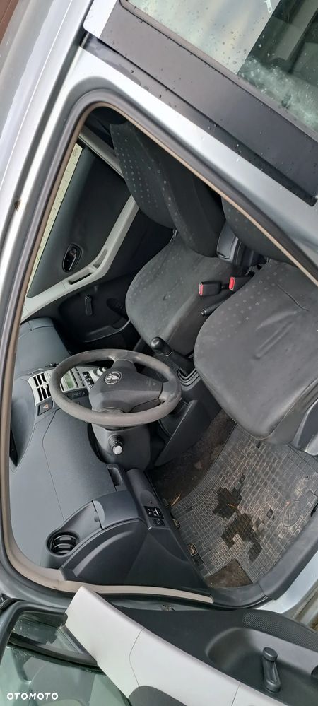 Toyota Yaris 1.0 Terra A/C - 7