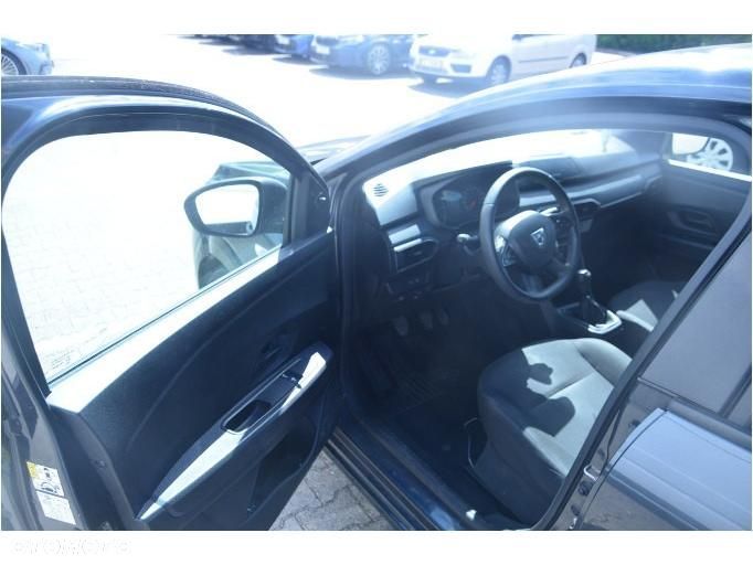 Dacia Sandero - 7
