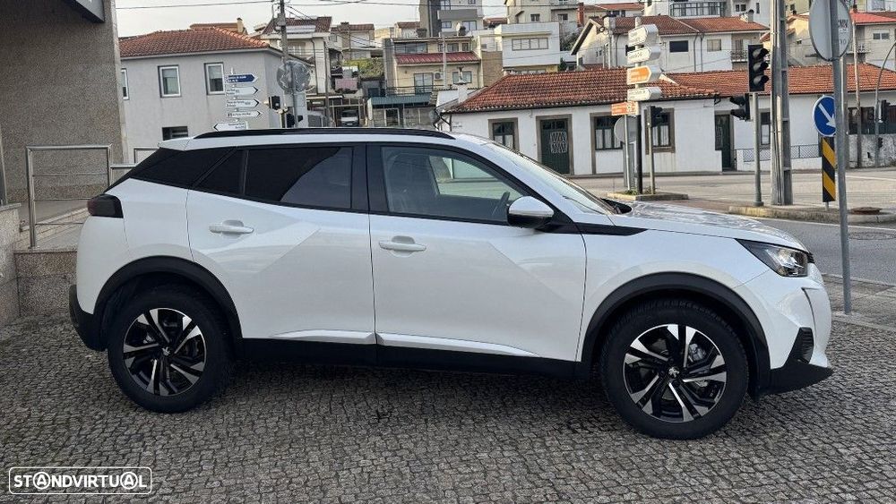 Peugeot 2008 1.5 BlueHDi Allure EAT8 - 4