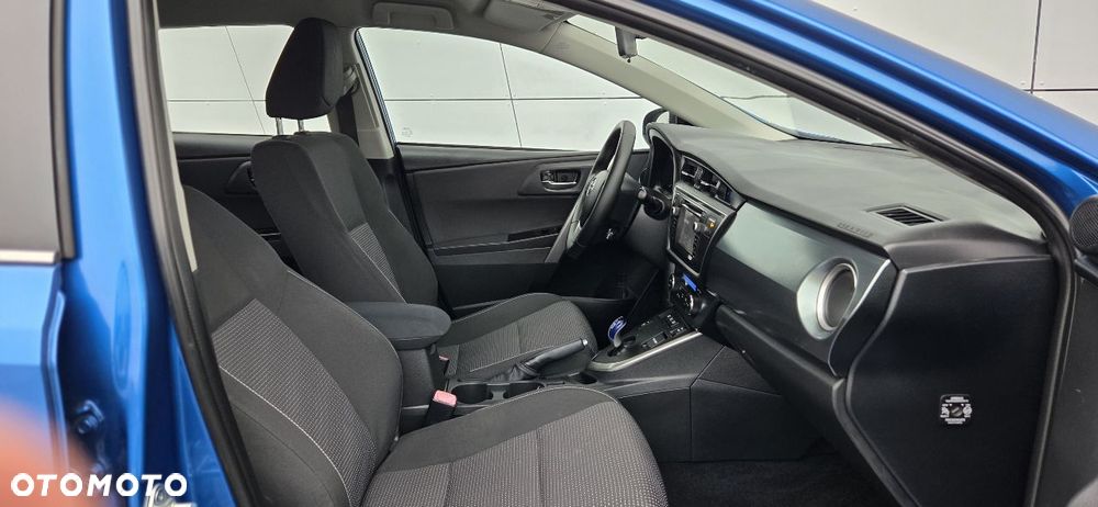 Toyota Auris 1.8 HSD Luna - 20