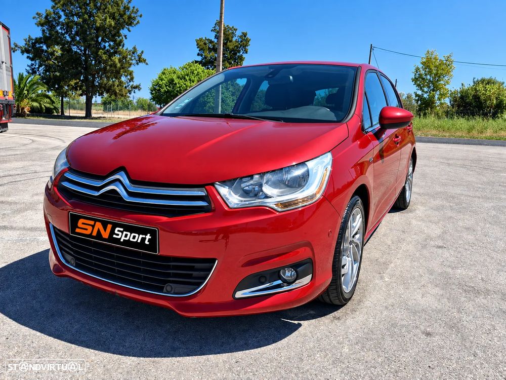 Citroen C4 2010 photo 2