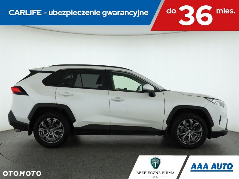 Toyota RAV4 - 8