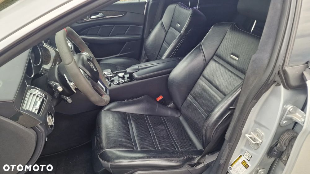 Mercedes-Benz CLS 63 AMG S 4-Matic - 13