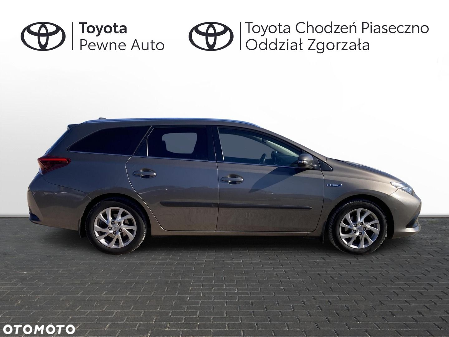Toyota Auris Hybrid 135 Premium - 6