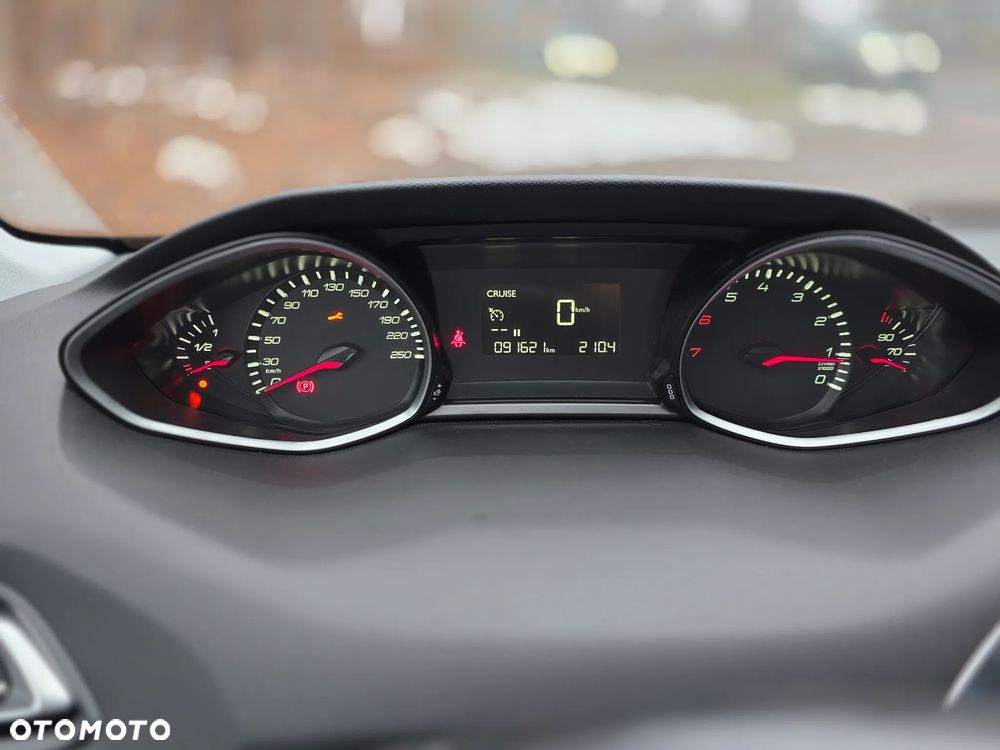 Peugeot 308 PureTech 110 Stop & Start Style - 14