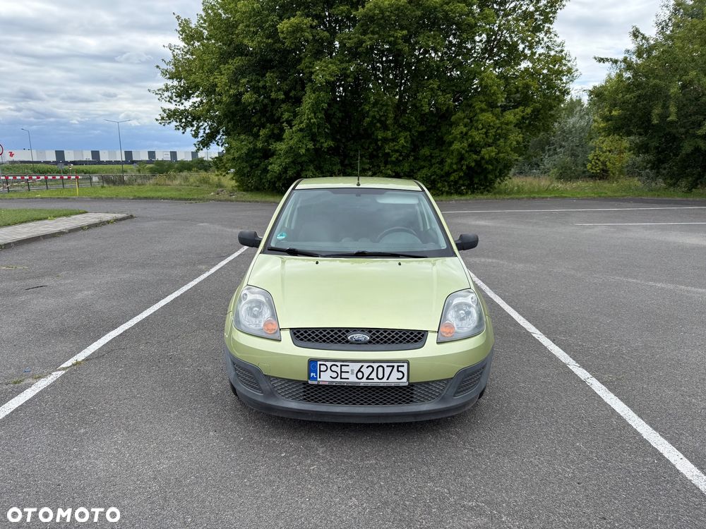 Ford Fiesta 1.3 - 8