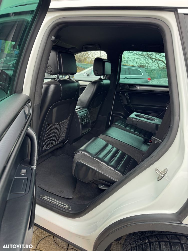 Volkswagen Touareg 3.0 V6 TDI SCR Blue Motion DPF Automatik Executive Edition - 14