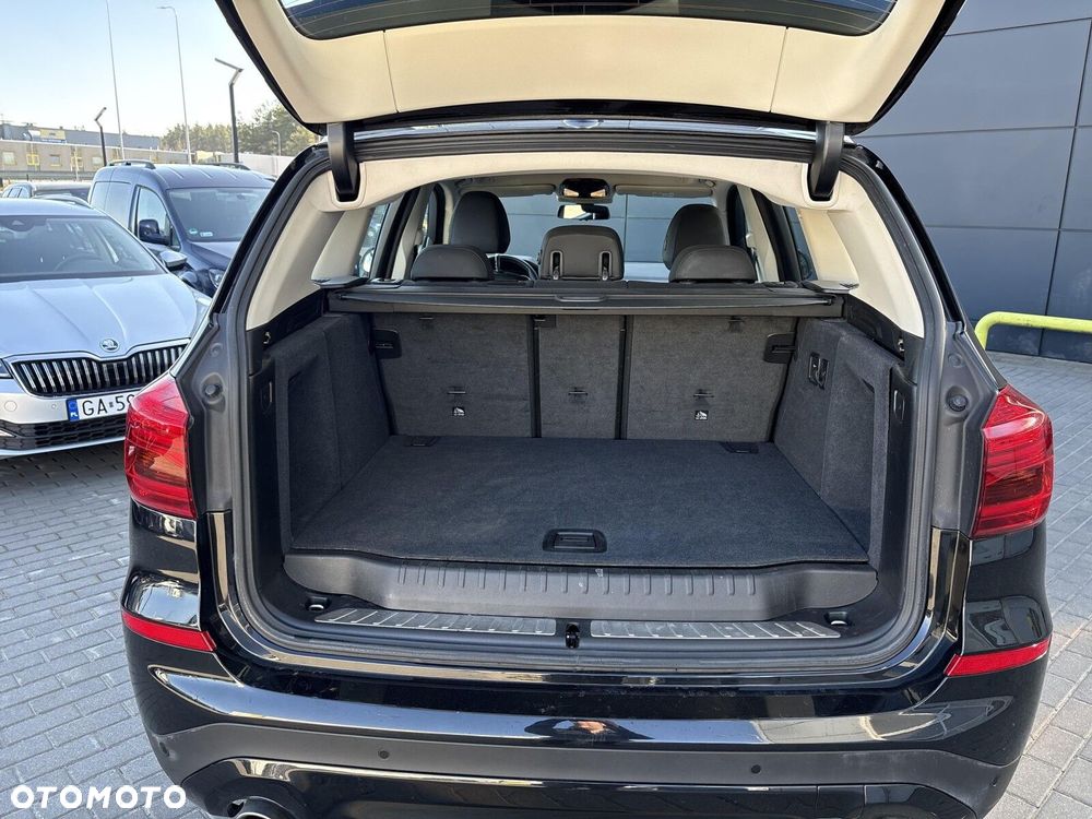 BMW X3 xDrive20i - 24