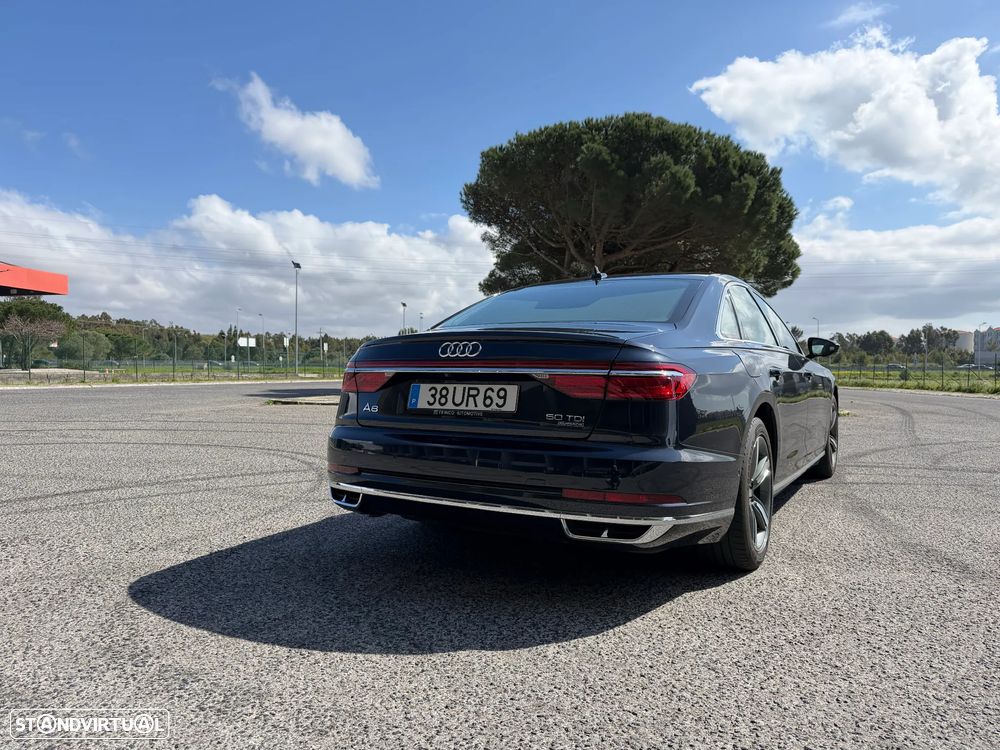 Audi A8 - 5