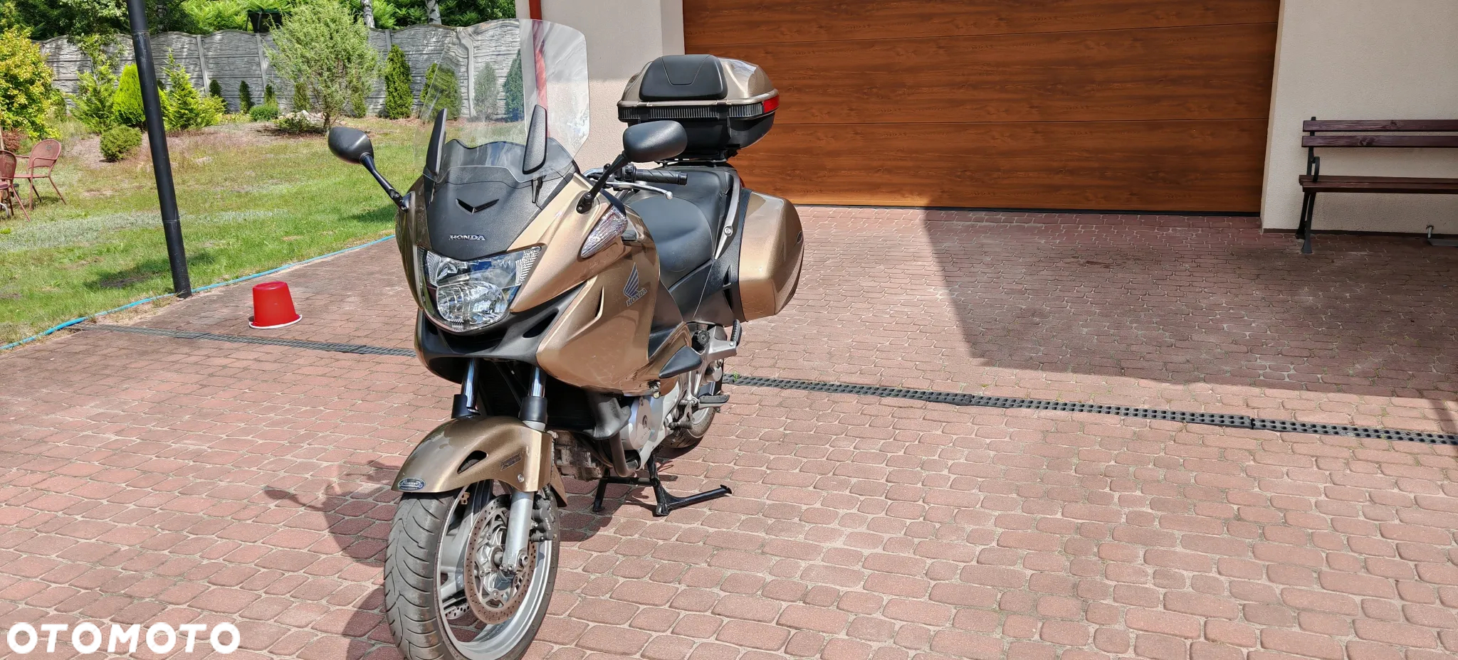 Honda NTV - 10