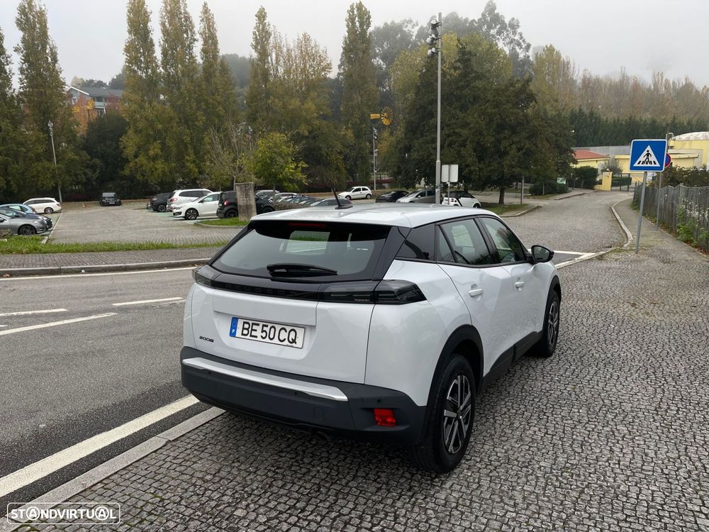 Peugeot 2008 1.2 PureTech Active - 11