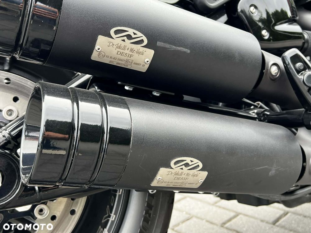 Harley-Davidson Softail Fat Bob - 5