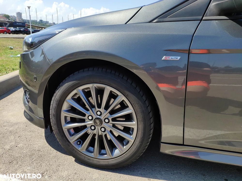 Ford Focus 1.5 Ecoboost ST-Line - 9