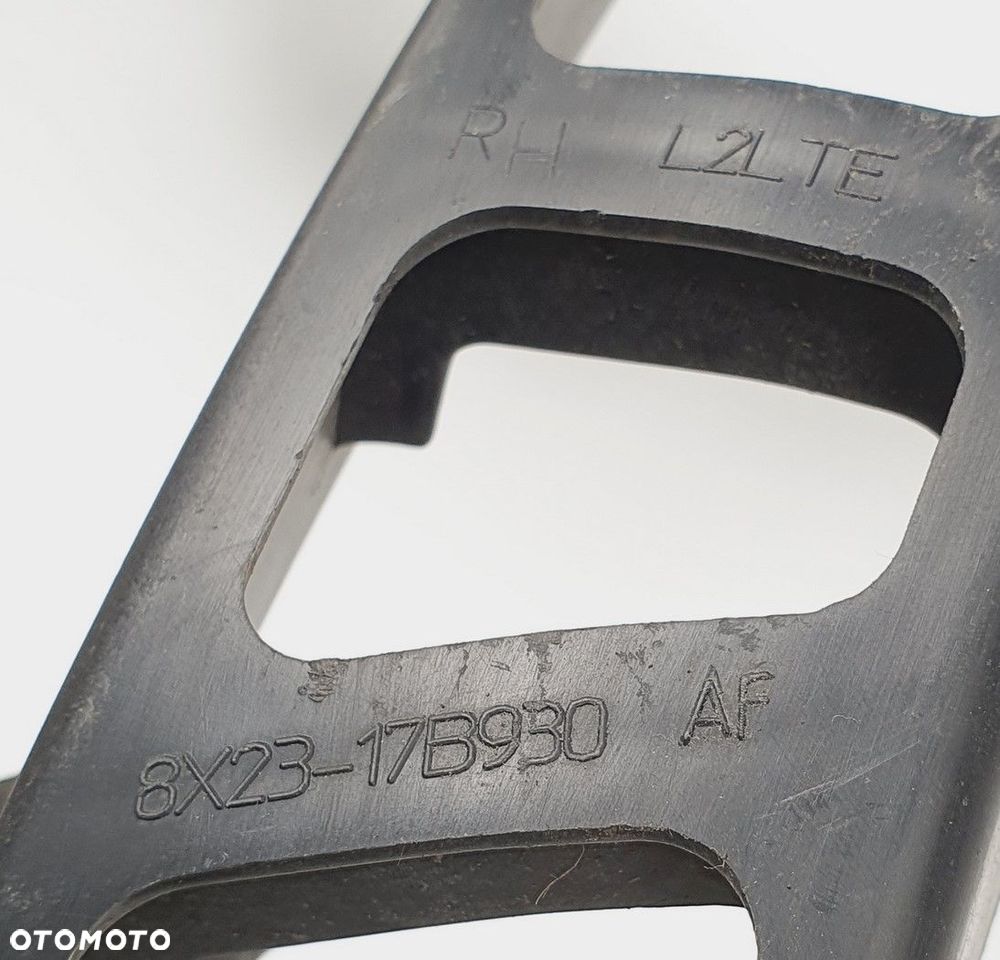 ŚLIZG ZDERZAKA PRAWY TYŁ JAGUAR XFR XF X250 - 4