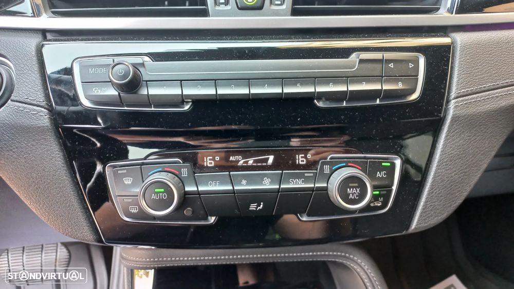 BMW X1 25 e xDrive xLine - 13